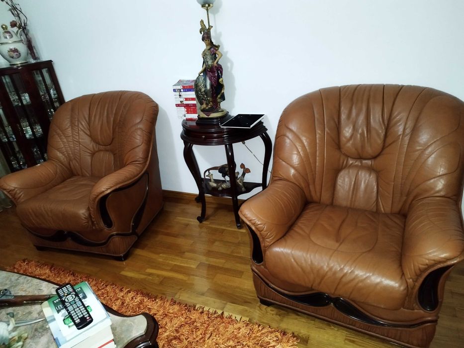 Sofa como novo em pele