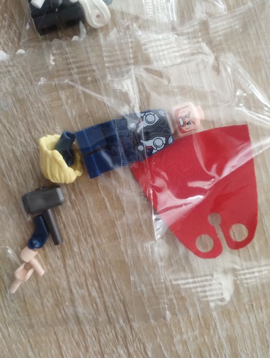 LEGO Marvel iron Man Thor Hulk venom