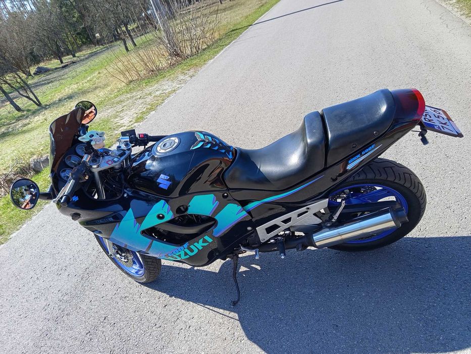 Motocykl Suzuki GSX 600fU