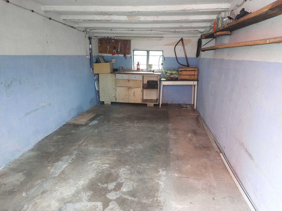 GARAŻ w zabudowie szeregowej