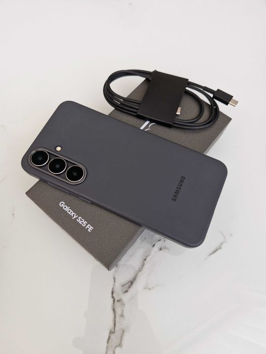 Samsung Galaxy S25 FE / NOWY / Paragon RTV Euro AGD / Gwarancja 24M