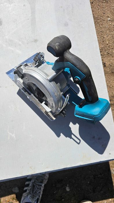 Pilarka tarczowa na baterię makita 18v