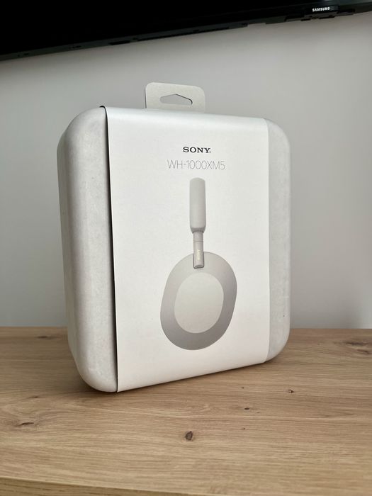 Нові навушники SONY WH-1000XM5