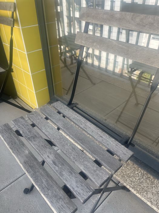 Conjunto de mesa e cadeiras exterior