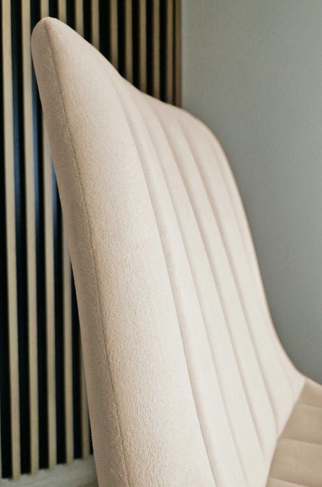 Welurowe krzesło tapicerowane do salonu i jadalni. Nowe. Wysyłka 24h