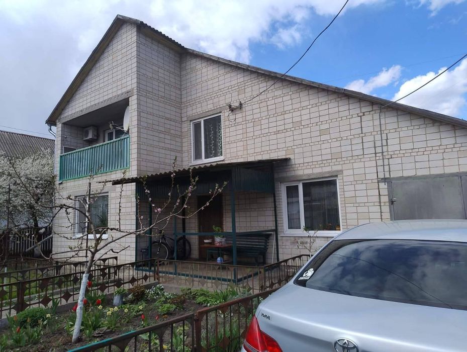 Продам будинок Гребінки