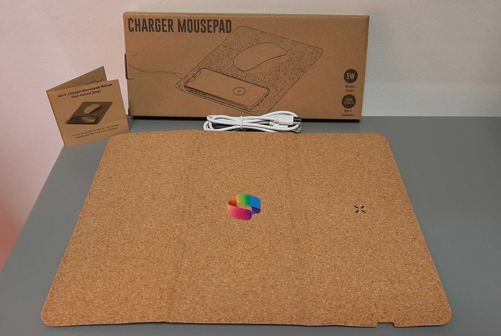 Wireless Charger Mousepad - em Cortiça