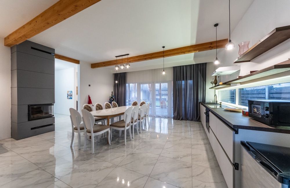 Подобова оренда будинок біля м. Лівобережна 149кв.м Є світло