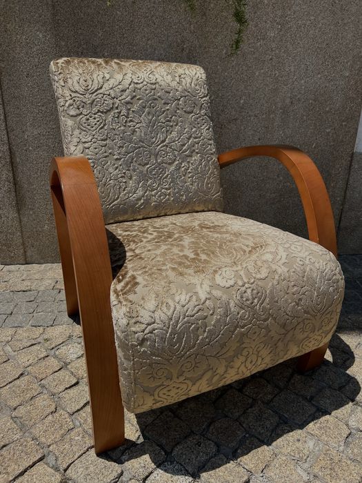 Conjunto de Cadeirões