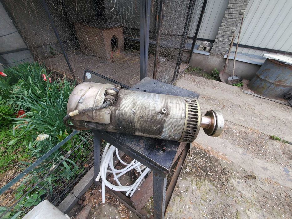 Генератор 2,2квт 28,5 вольт Генератор Г-74В идеал Новый СССР