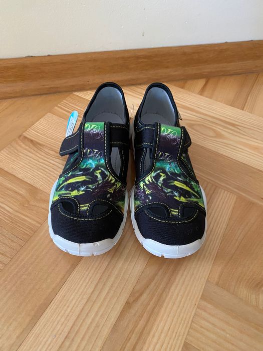 Kapcie rozm. 35
Kapcie rozm. 35