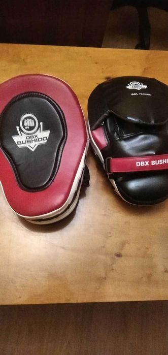 Worek rękawice łapy trenera owijki boks sport