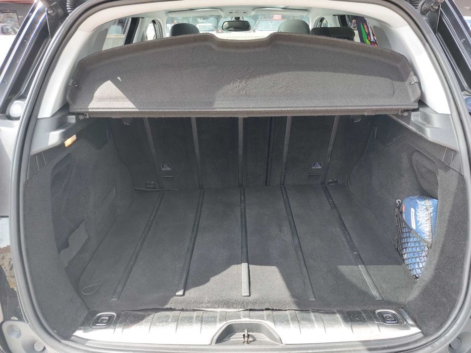 Peugeot 2008 1.2 VTi Allure | Teto Panorâmico | Estimado & Revisão em Dia