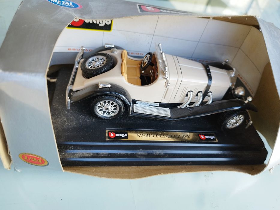 Mercedes-Benz SSK da Bburago, escala 1:24,