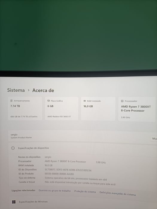 Full AMD computer with keyboard, mouse, and monitor64738025787906124