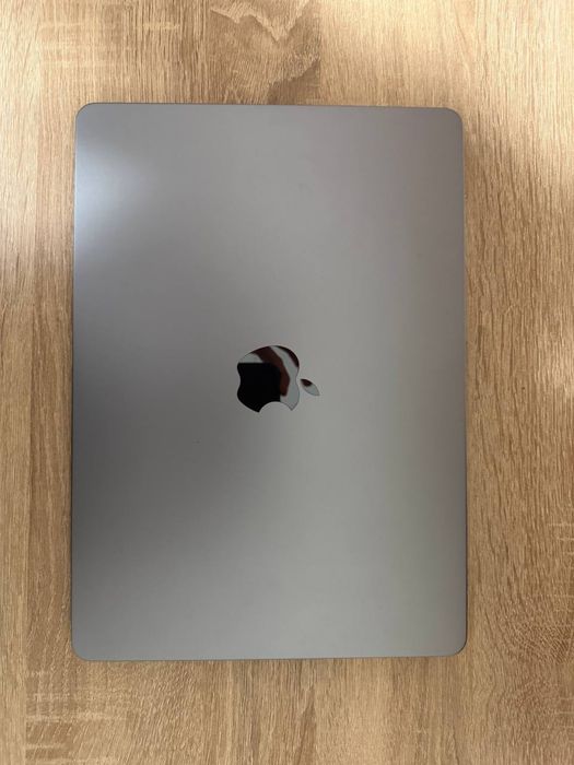 Mac Book Aip 2022 Space Gray