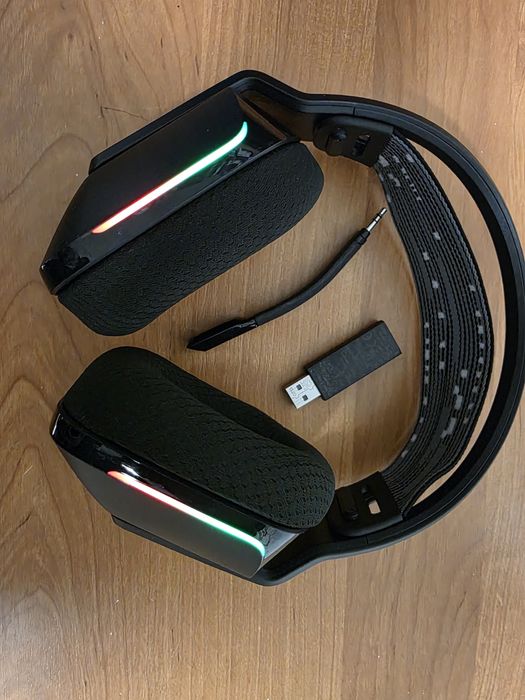 Słuchawki logitech g733