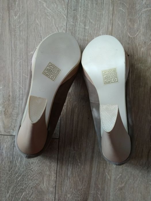Nowe buty na platformie