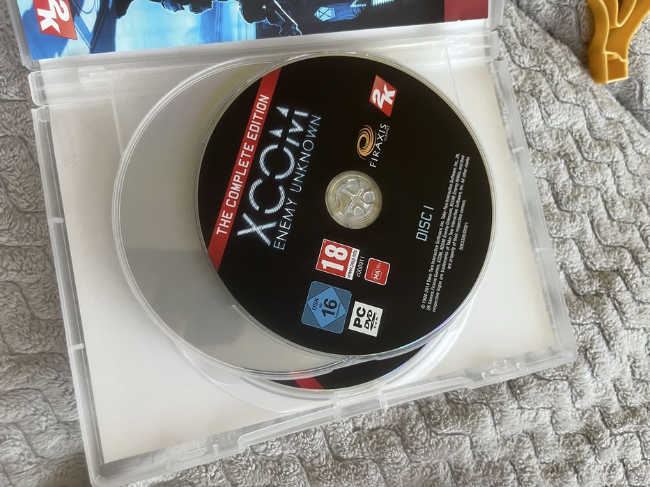 Xcom gra na pc.