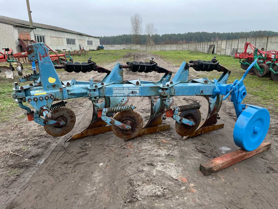 Продам Плуг 3-корпусний Overum 3-25-30-35-40 Rabe Werk Kverneland