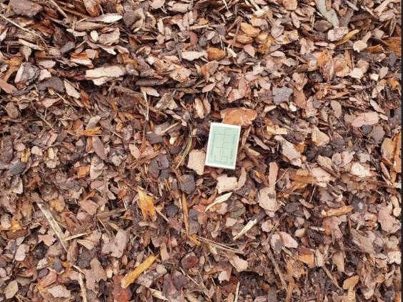 Kora sosnowa luzem kompostowana  borówka torf