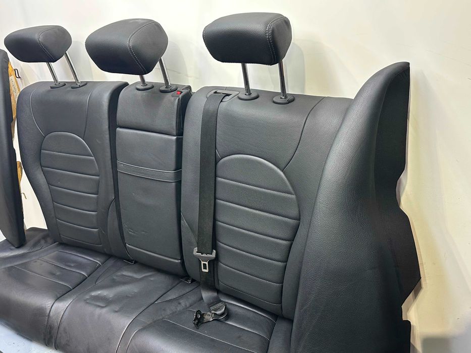 Conjunto de bancos Mercedes Classe C W205 (2017)