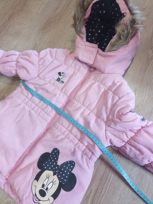 Продам гарну зимову куртку Тополіно