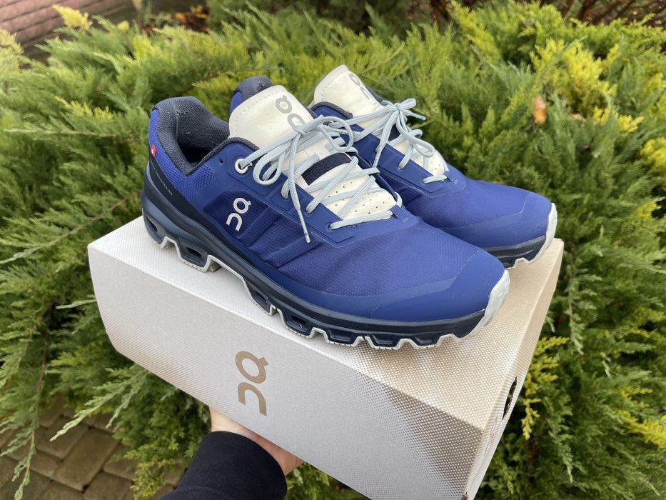 Чоловічі кросівки On Running Cloudventure оригінал