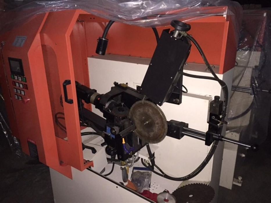 Автоматичний заточувач для циркулярних пил WINTER SAWMAX 600 ECO