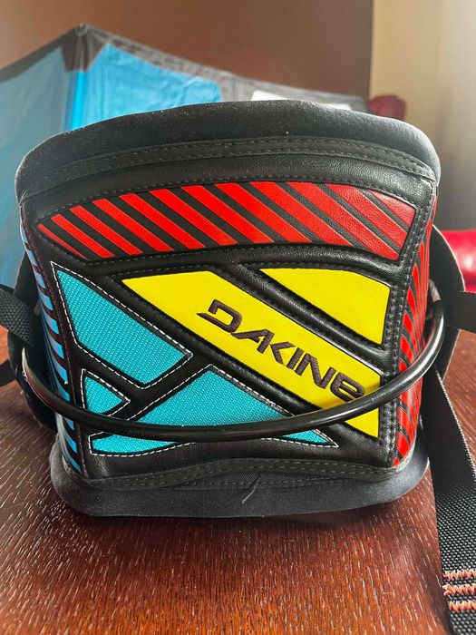Trapez juniorski windsurfing