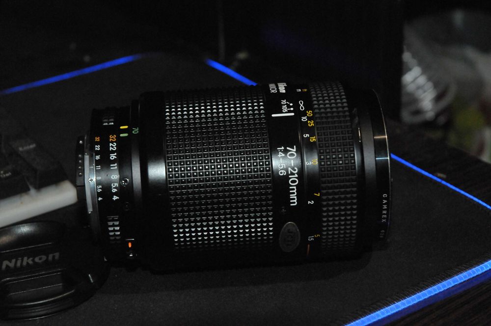 Nikon AF NIKKOR 70-210mm f 4-5.6