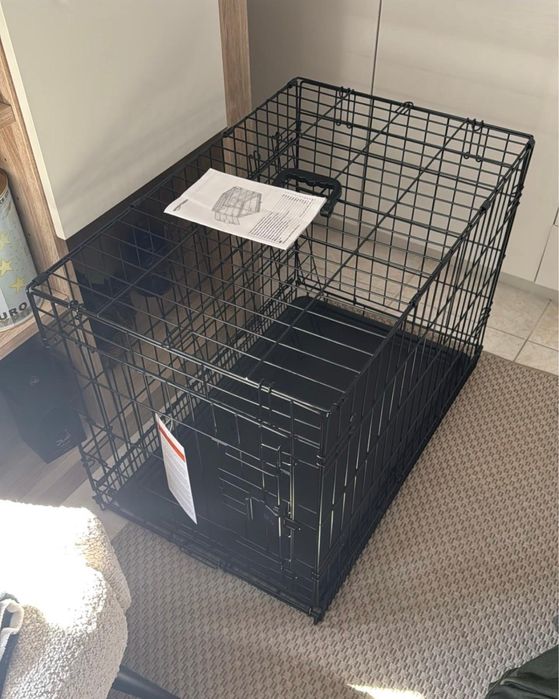 Casota de cão nova com etiqueta