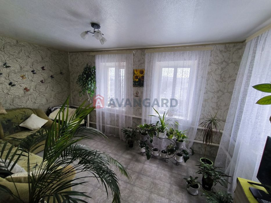 Просторий будинок в Карнаухівці