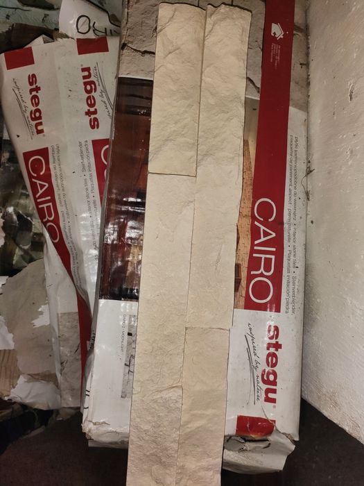 Stefan Vario/Pytki ścienne/Kamień dekoracyjny