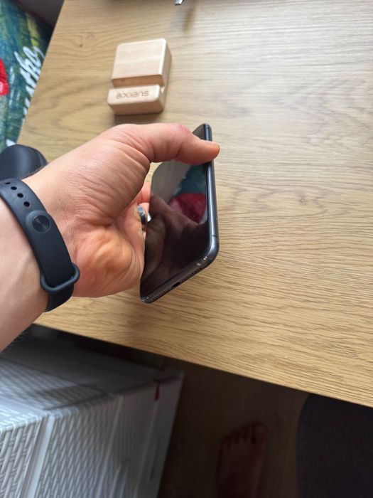 iPhone 11 128GB Czarny, Nowa Bateria + Etui UAG