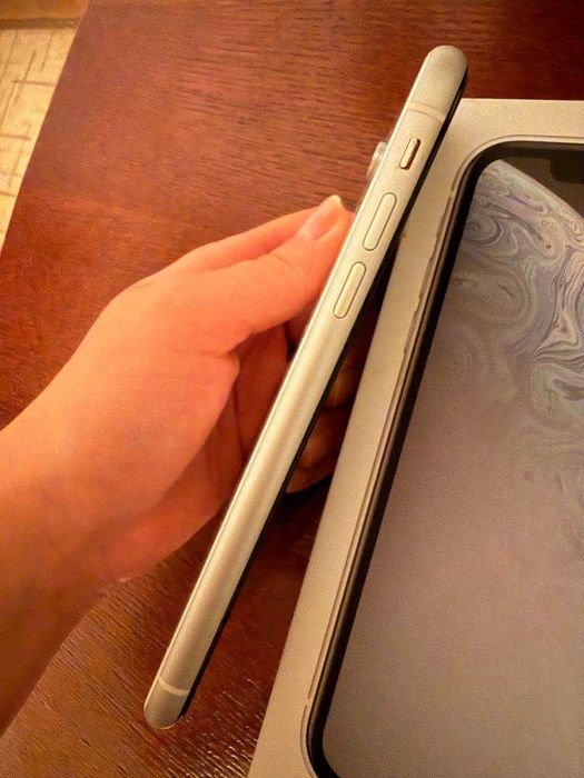 Айфон ХR, 128 Гб, не ремонтований