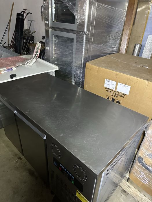 Холодильний стіл Frenox