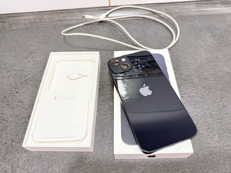 iPhone 13 128gb.
