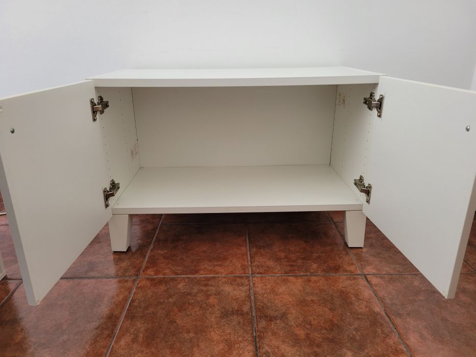 Armário baixo branco IKEA