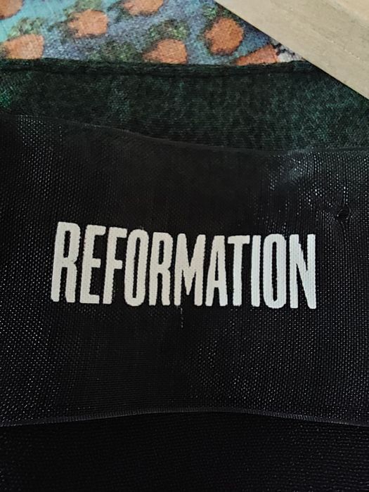 Damska sukienka z wiskozy Reformation rozmiar XS