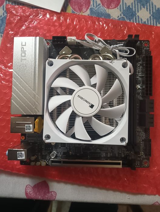 Bundle mini itx rysen 7 7840HS(troco)por xbox series x