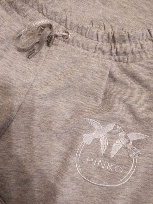 Pinko dres z haftowanym logo,mega