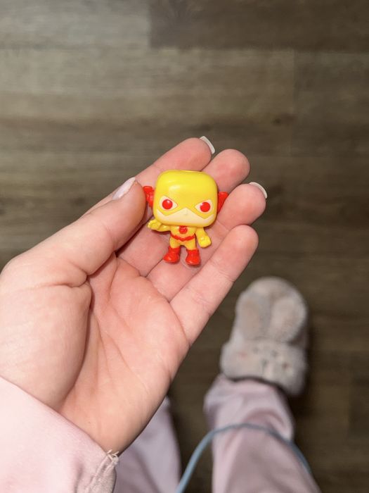 Фігурки DC - Kinder Joy