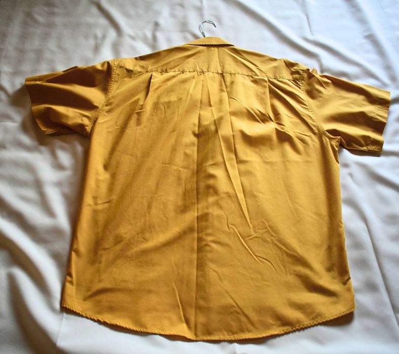 Camisa Homem Mostarda