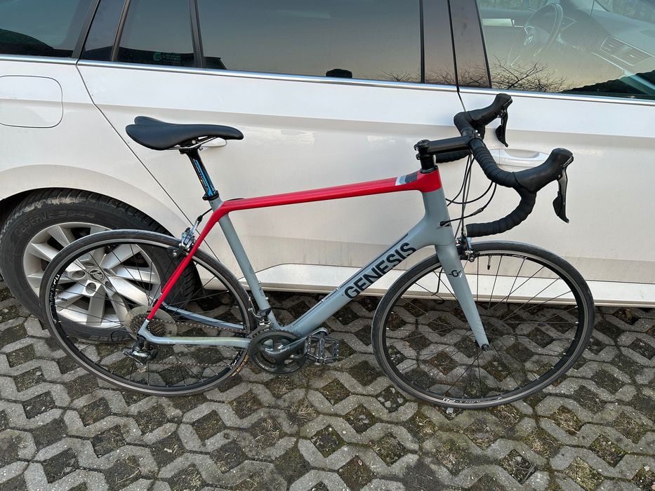 Rower szosowy kolarzówka gravel Genesis Carbon tiagra