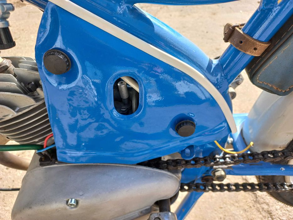 Komar MR 232 Sztywniak