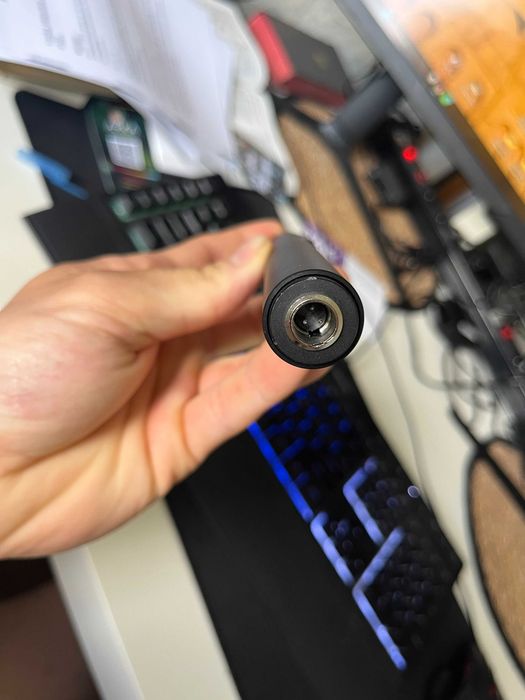Zasilany bateryjnie adapter do mikrofonu