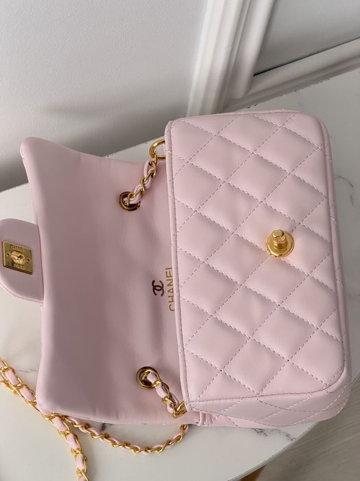 Сумка Сhanel Classic Flap Mini Bag в кольорах