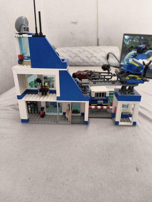 Zastaw LEGO city 60316