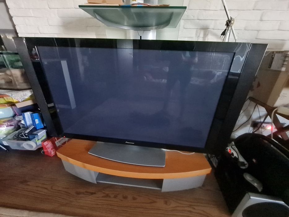 Телевизор Pioneer 50 дюймів